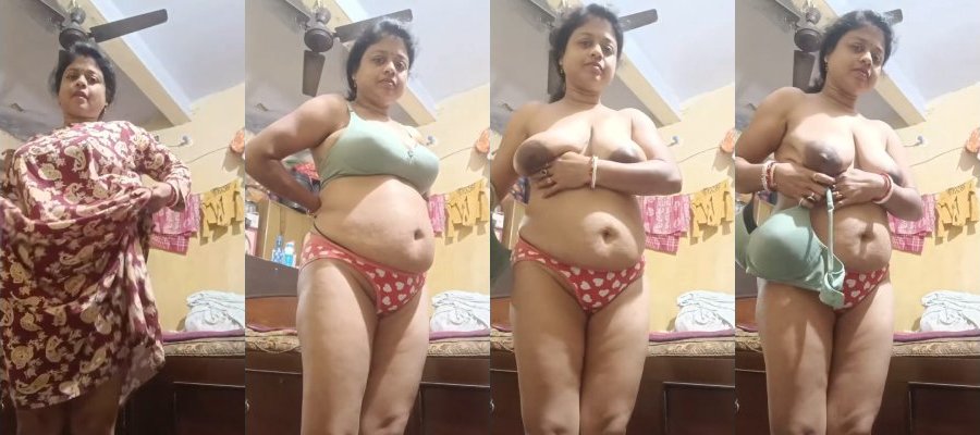 Sexy Desi Boudi Shows her Big Boobs Part 2
