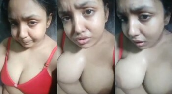 Horny Indian mal Shows her Big Boobs and Pussy part 1 (Updates)